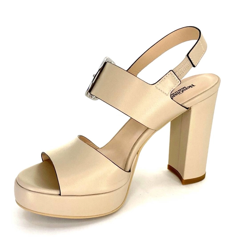 d453 Ivoire Chaussures