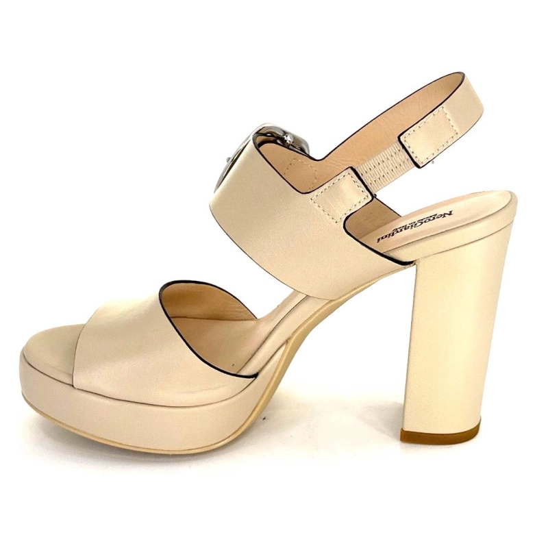 d453 Ivoire Chaussures