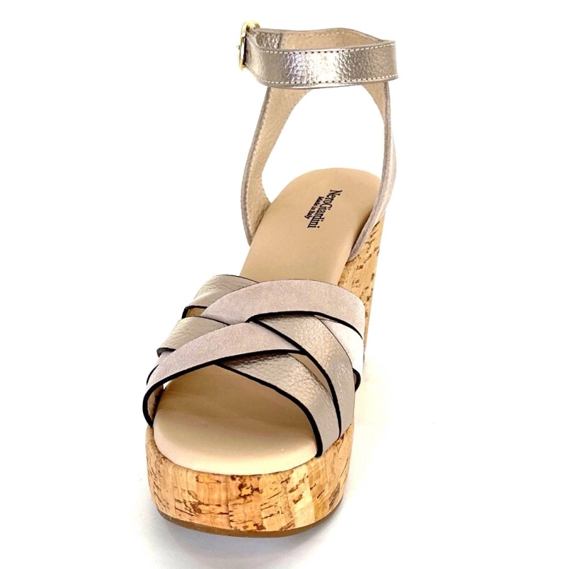 NeroGiardini 410610 D677 Cuir Métal Daim Gris 410610 D677 - DAIM - MARTE NUT Printemps Eté 2024