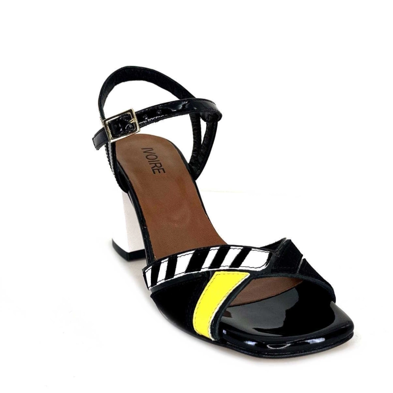 Ivoire F2102 Portocervo Cuir Vernis Noir Blanc Jaune Daim Noir F2102 PORTOCERVO - VERNICE NAPPA Printemps Eté 2024