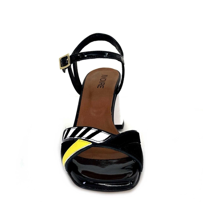 Ivoire F2102 Portocervo Cuir Vernis Noir Blanc Jaune Daim Noir F2102 PORTOCERVO - VERNICE NAPPA Printemps Eté 2024