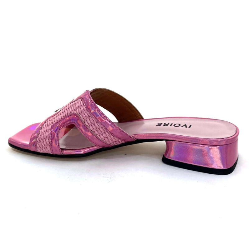 Ivoire 330 Cuir Irisé Vernis Rose Raffia Rose 330 - IRIDE + RAFFIA - ROSA Printemps Eté 2024