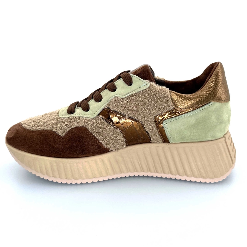 8.95.05 / 002 Ivoire Chaussures