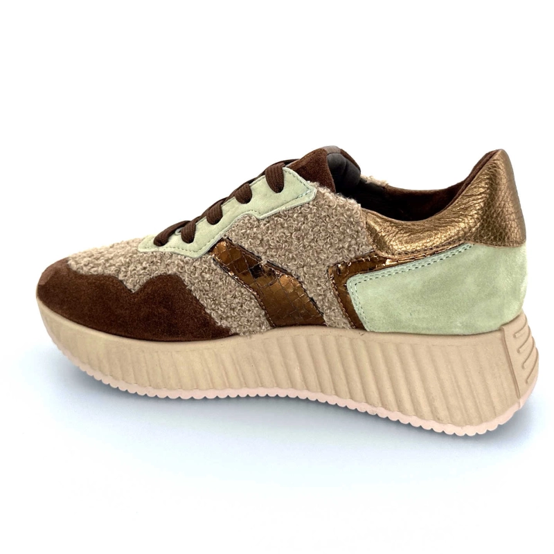 8.95.05 / 002 Ivoire Chaussures