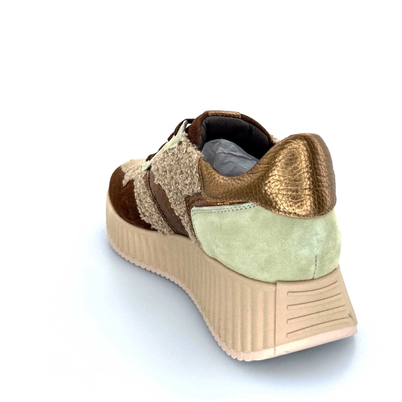 8.95.05 / 002 Ivoire Chaussures