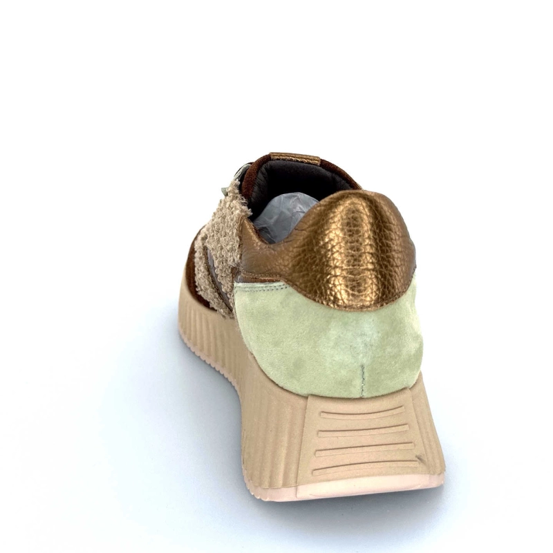 8.95.05 / 002 Ivoire Chaussures