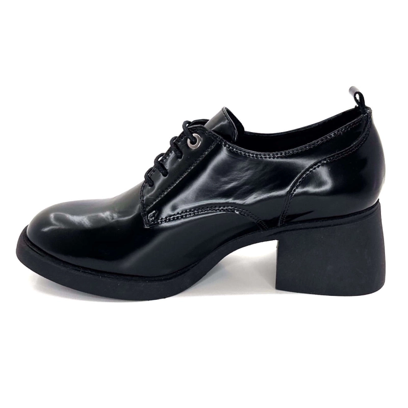 Ivoire Snj 2003 Cuir Glacé Noir SNJ 2003 - SPASSOLATO - NOIR Automne Hiver 2024-2025