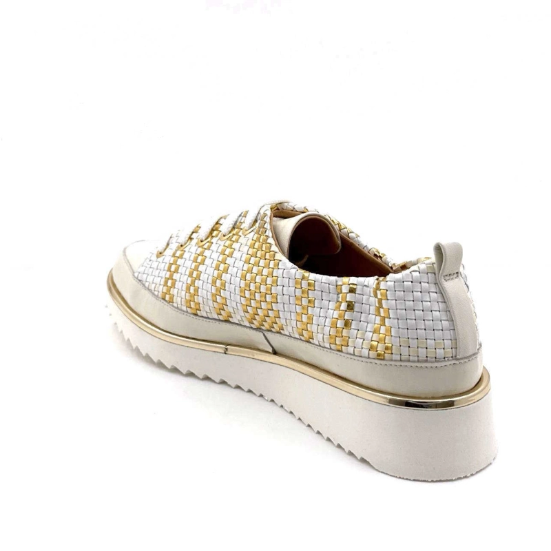 XSA 8010 Cuir Tréssé Blanc Doré 8010 INT - R40 LAMINAT - NAPPA 3 Printemps Eté 2025