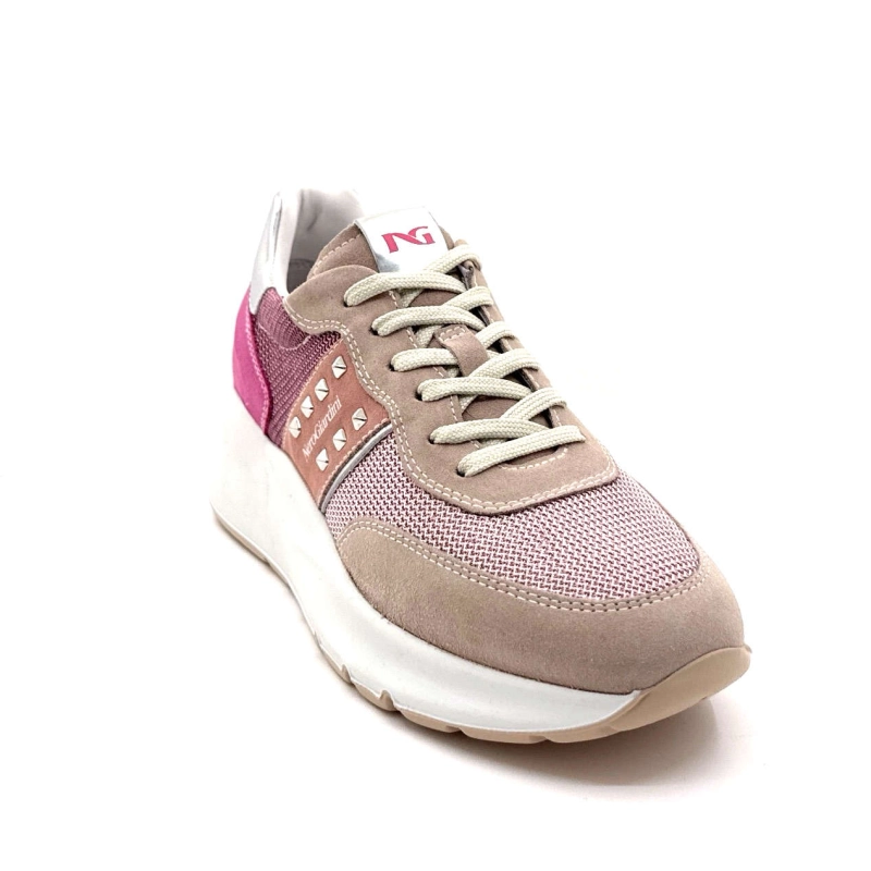 e409852d 677 Ivoire Chaussures