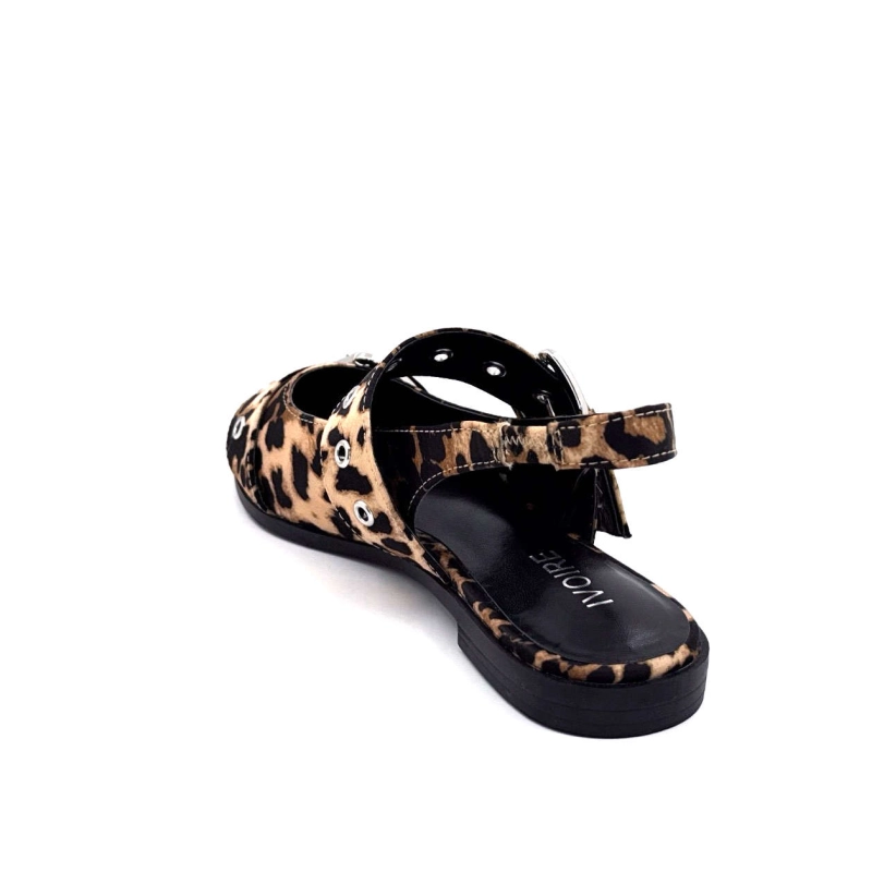 2401899- Ivoire Chaussures