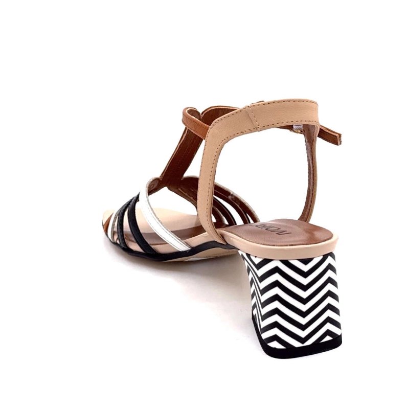 Ivoire K252 Robby Cuir Nude Blanc Noir Marron K252 ROBBY - COGNAC 2108 CALF WH Printemps Eté 2025