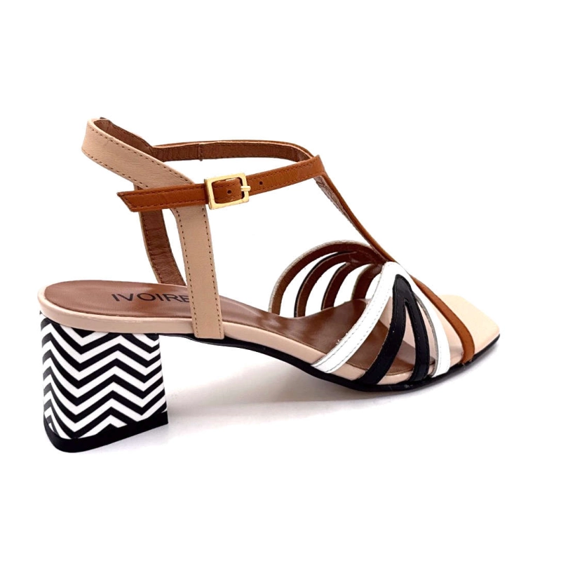 Ivoire K252 Robby Cuir Nude Blanc Noir Marron K252 ROBBY - COGNAC 2108 CALF WH Printemps Eté 2025