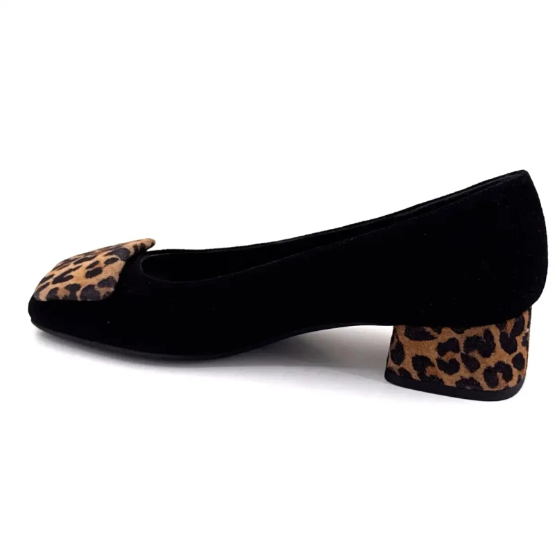 Tiburones Kefir Terciopelo Cuero Negro y Leo Ivoire Chaussures