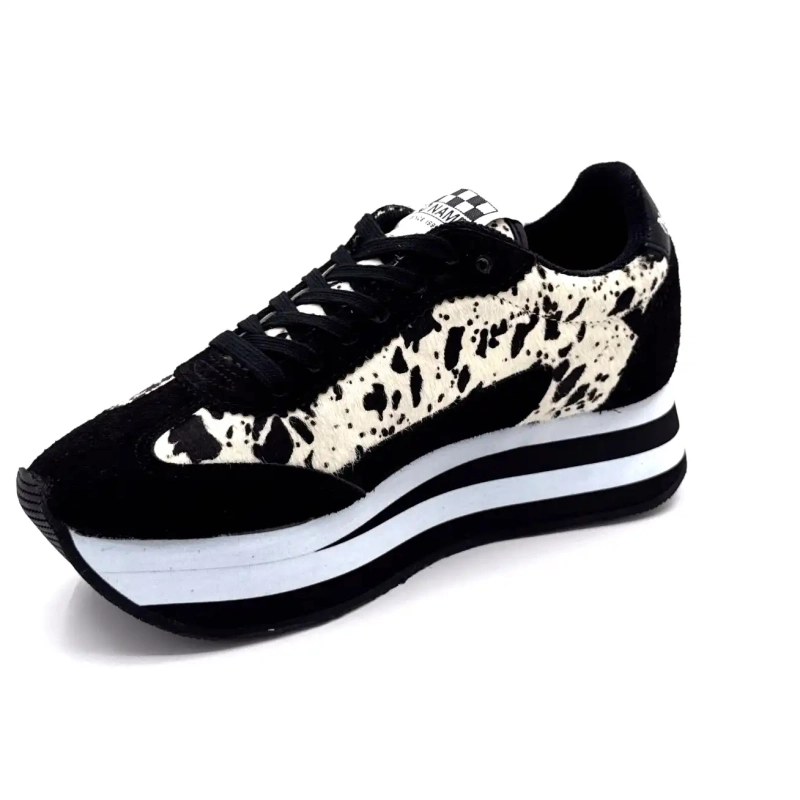 Spodnie No Name Flex M Jogger z czarnego zamszu z nadrukiem krowy Ivoire Chaussures