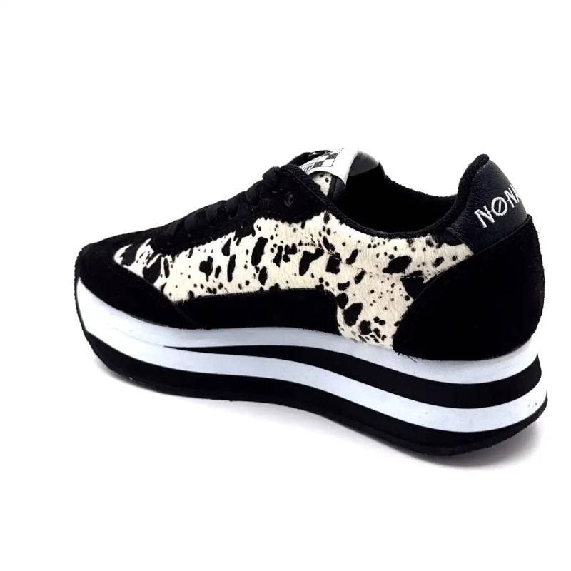 Spodnie No Name Flex M Jogger z czarnego zamszu z nadrukiem krowy Ivoire Chaussures