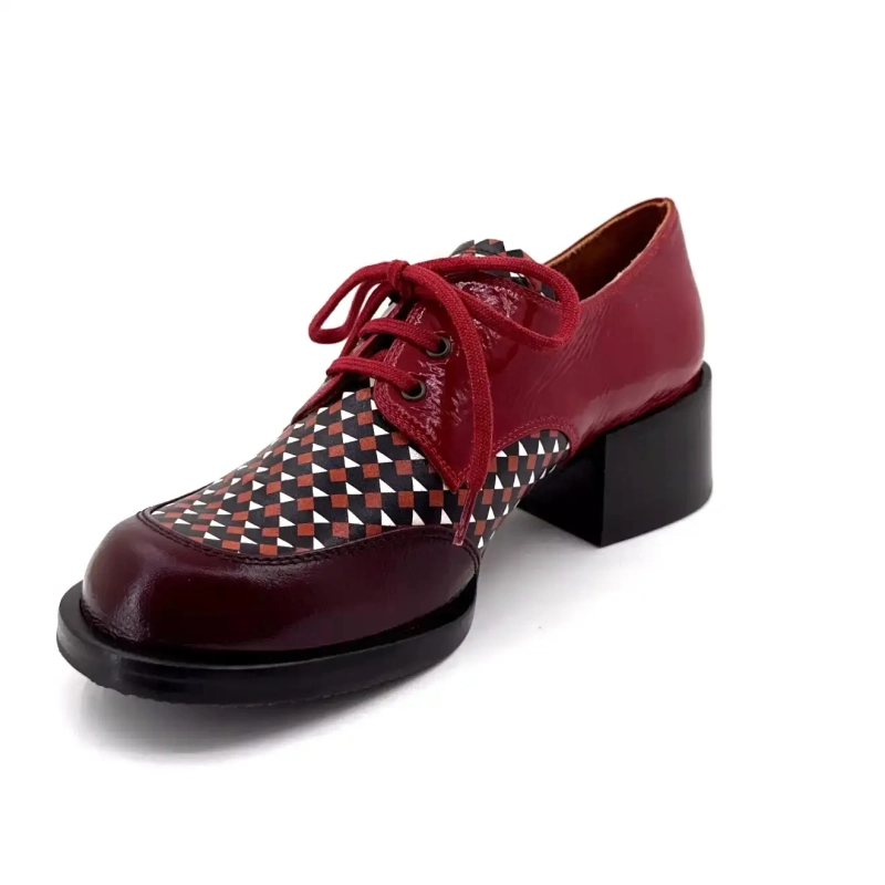 Chie Mihara Zuanda Charol Borgoña Ivoire Chaussures