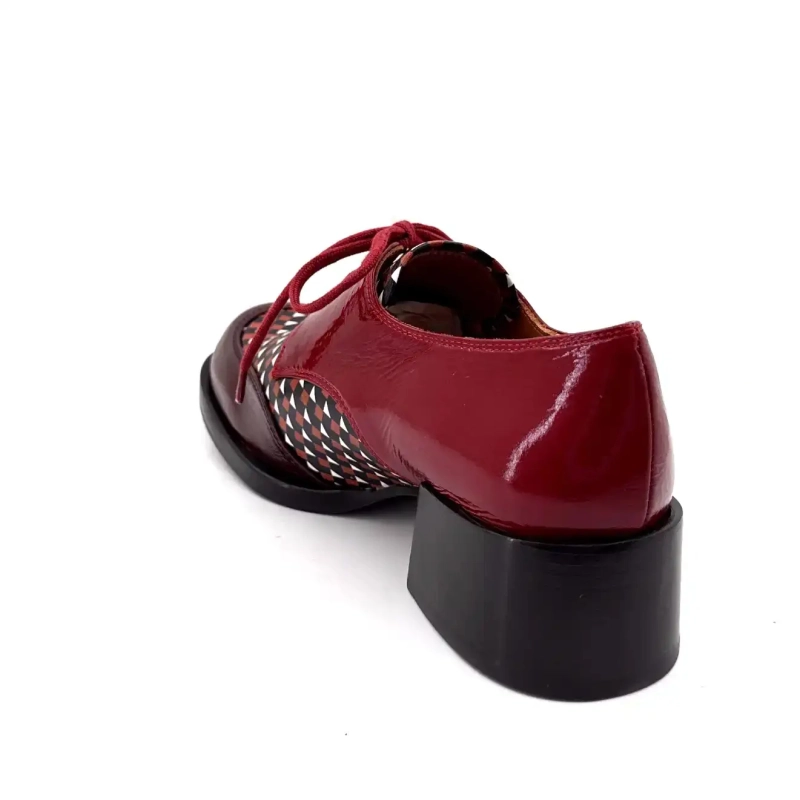 Chie Mihara Zuanda Burgundy Lackläder Ivoire Chaussures