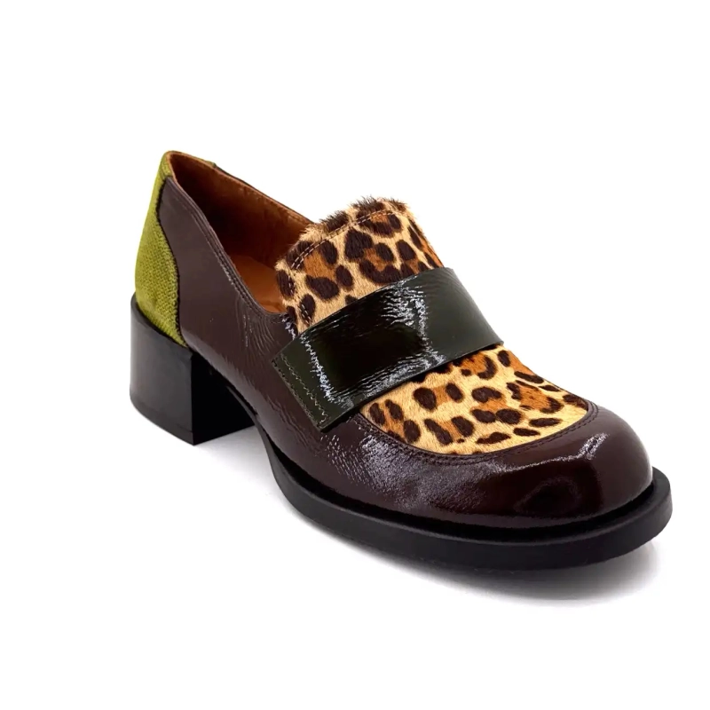 Chie Mihara Zumaira Brown Patent Leather Printed Green & Leo Pony Ivoire Chaussures