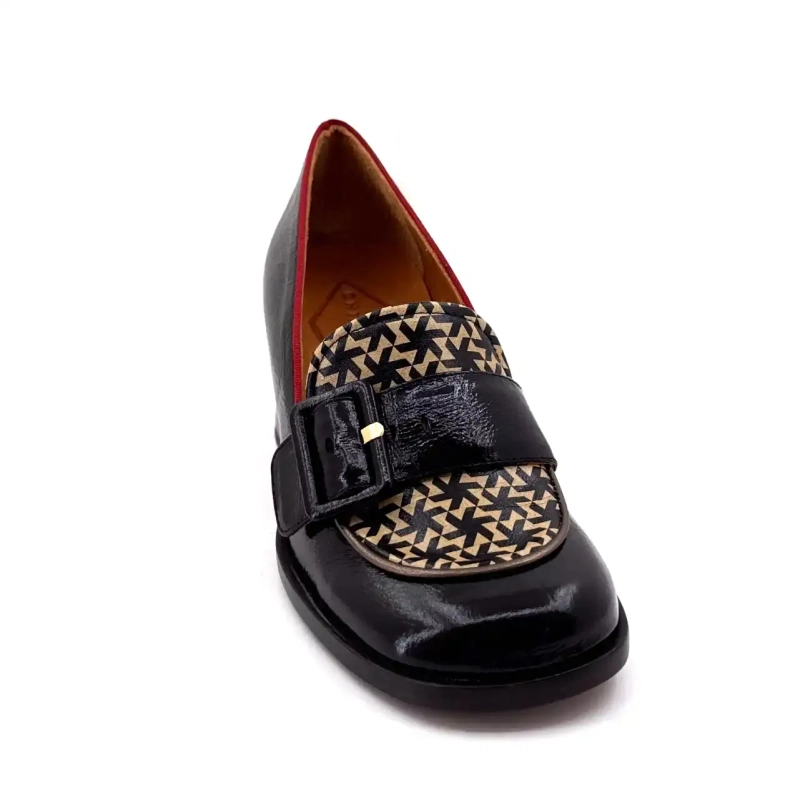 Chie Mihara Teisin 47 Zwart & Bourgondië Geprint Lakleer Ivoire Chaussures