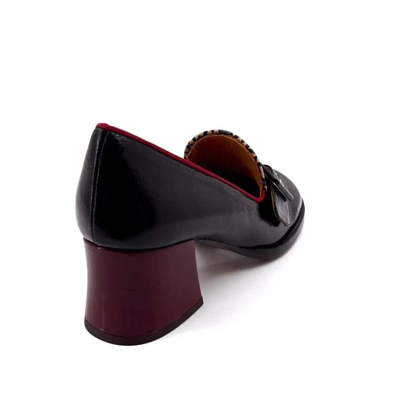 Chie Mihara Teisin 47 Svart & Burgunder Trykt Patentskinn Ivoire Chaussures