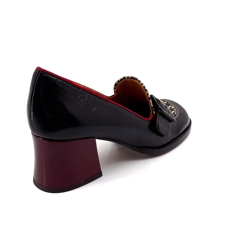 Chie Mihara Teisin 47 - Zapatos de charol estampados en negro y burdeos Ivoire Chaussures