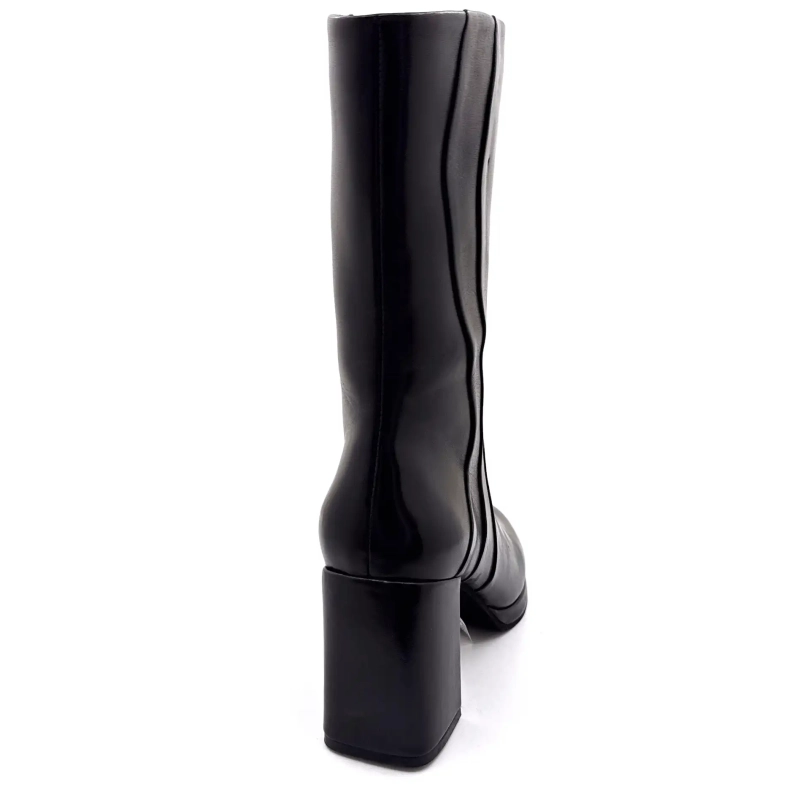 Regarde Le Ciel Analisa 12 svart läder Ivoire Chaussures