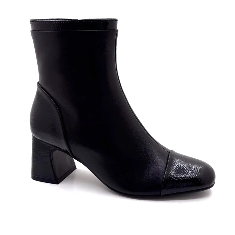 Regarde le Ciel Mya 01 Cuir Noir Ivoire Chaussures