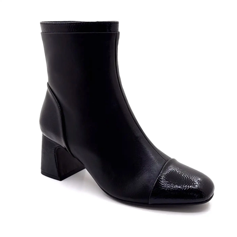 Kijk naar de Sky Mya 01 Black Leather Ivoire Chaussures