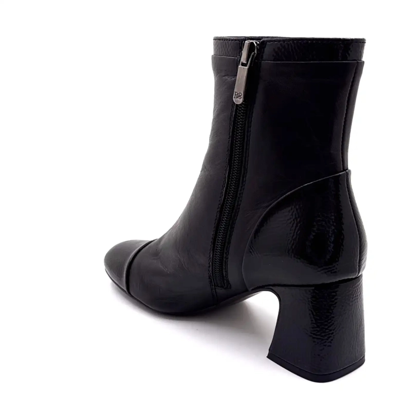 Nézd meg a Sky Mya 01 fekete bőrt Ivoire Chaussures