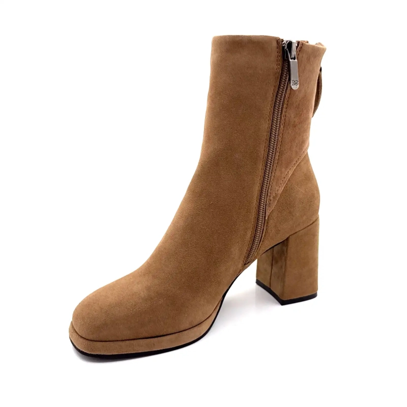 Regarde Le Ciel Analysis 02 Daim Fango Ivoire Chaussures