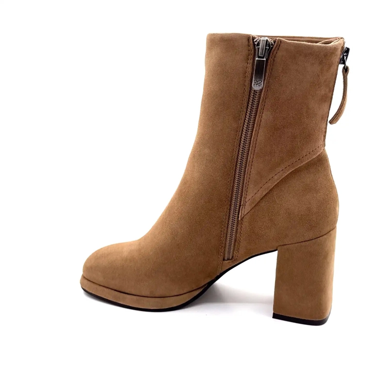 Regarde Le Ciel Analysis 02 Daim Fango Ivoire Chaussures