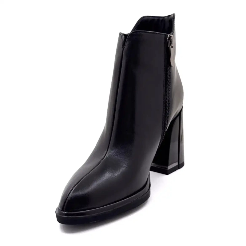 Metamorfose Vamemoi svart skinn Ivoire Chaussures