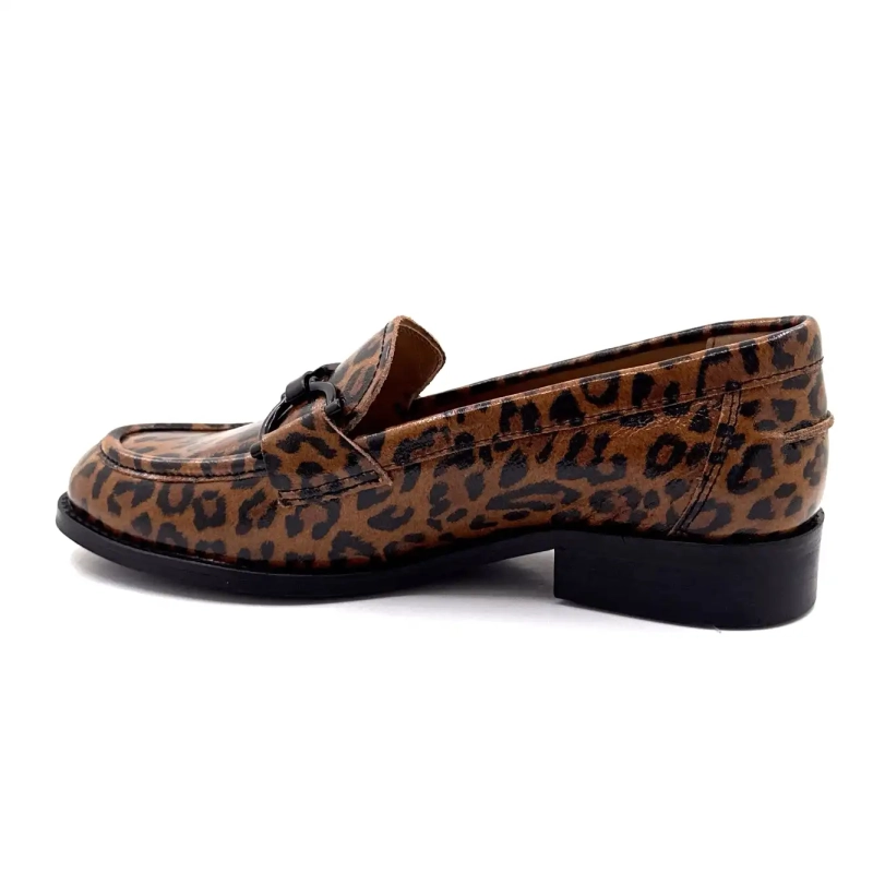 Ivoire 13872 Δέρμα Leo με λουστρίνι Ivoire Chaussures