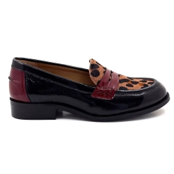 Ein nimal ier Ivoire Chaussures