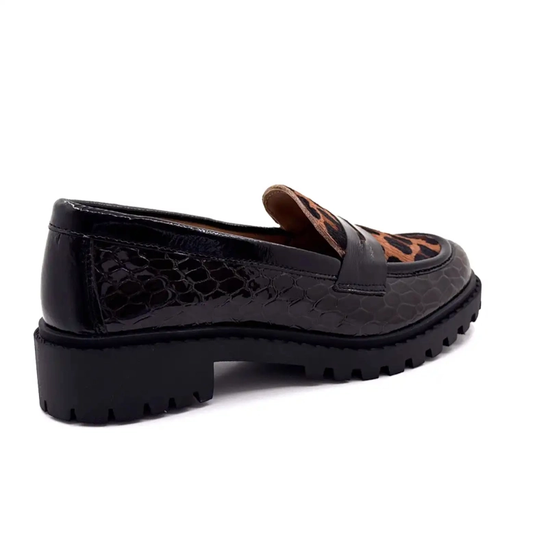 Ivoire 13371 Pony Couro Envernizado Marrom Leo e Preto Ivoire Chaussures