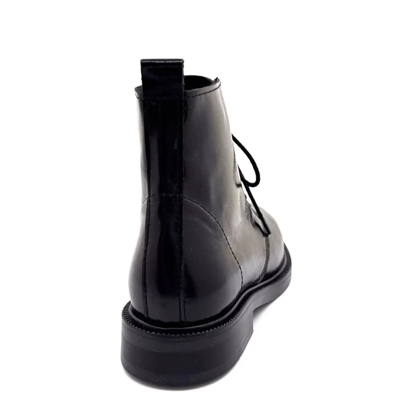 Ivoire 4859 Μαύρο Γυαλιστερό Δέρμα Ivoire Chaussures