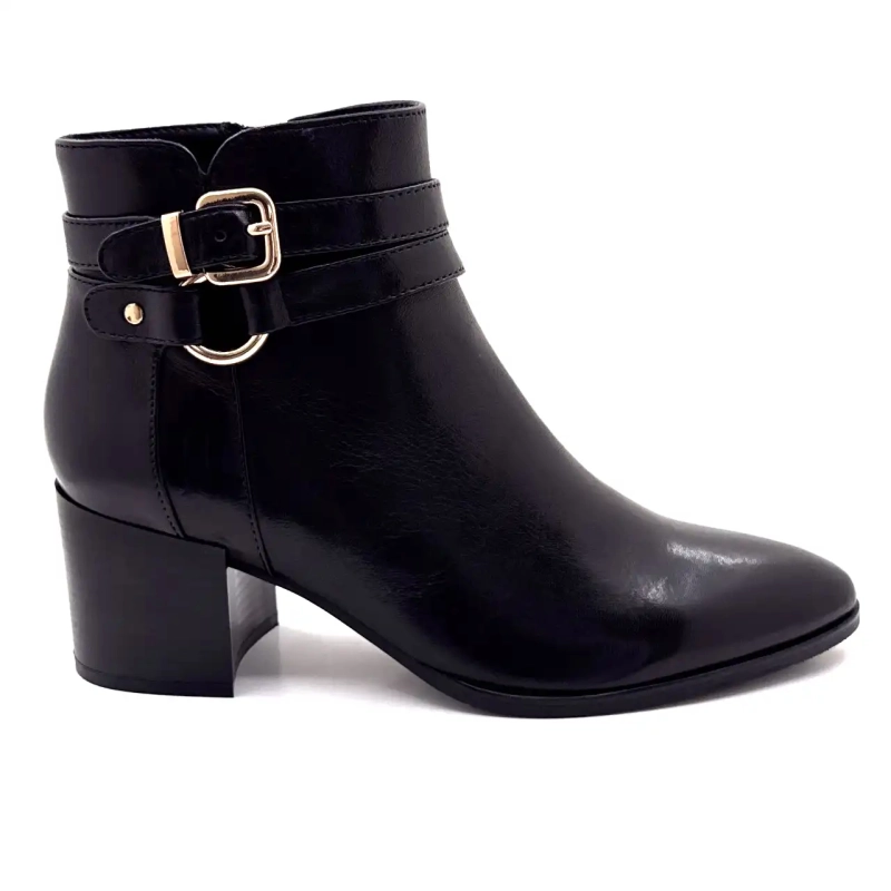 Regarde Le Ciel Taylor 45 svart läder Ivoire Chaussures