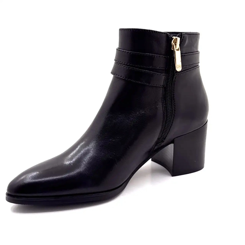 Regarde Le Ciel Taylor 45 Black Leather an Ivoire Chaussures