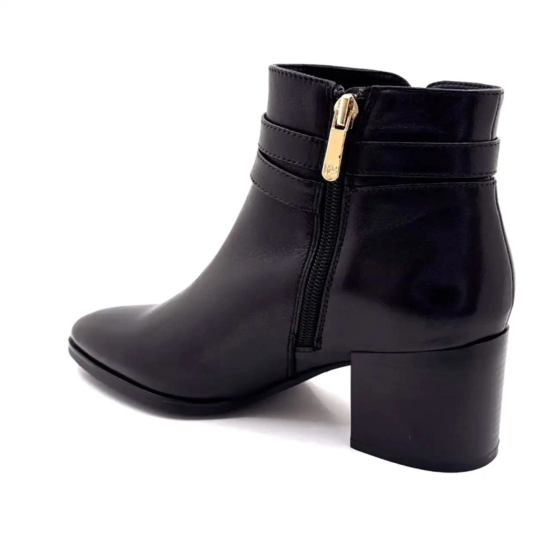 Regarde Le Ciel Taylor 45 fekete bőrcipőt Ivoire Chaussures