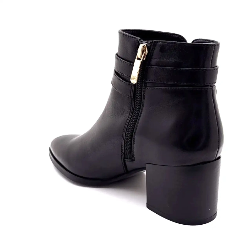 Regarde Le Ciel Taylor 45 Black Leather an Ivoire Chaussures