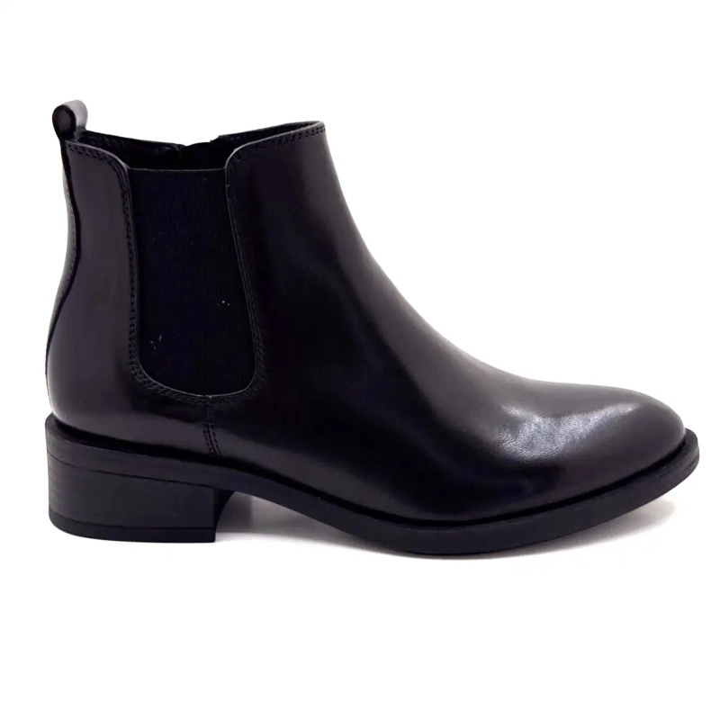 Regarde Le Ciel Tessy 01 din piele neagră Ivoire Chaussures