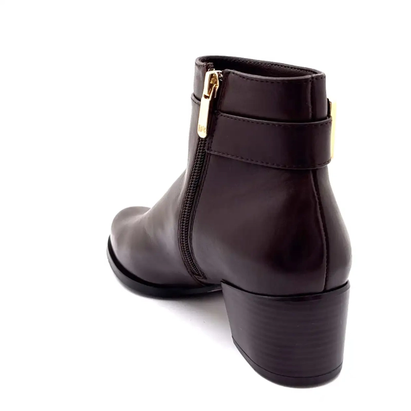 Regarde Le Ciel Jolene 27 brunt skinn Ivoire Chaussures