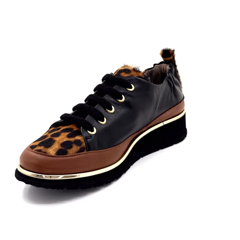 XSA 0160 Pelle Nera Leo Ivoire Chaussures