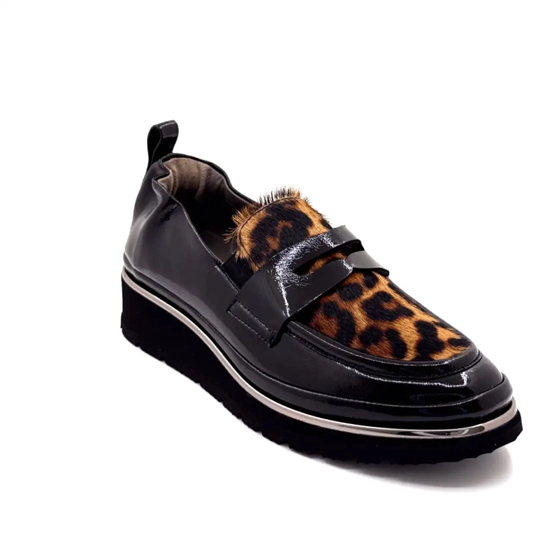 XSA 323 Μαύρο Δερμάτινο Λουστρίνι Leo Ivoire Chaussures