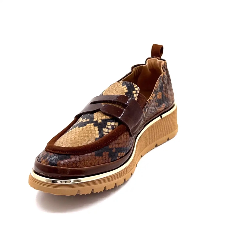 XSA 323 Braunes Rept-Leder Ivoire Chaussures