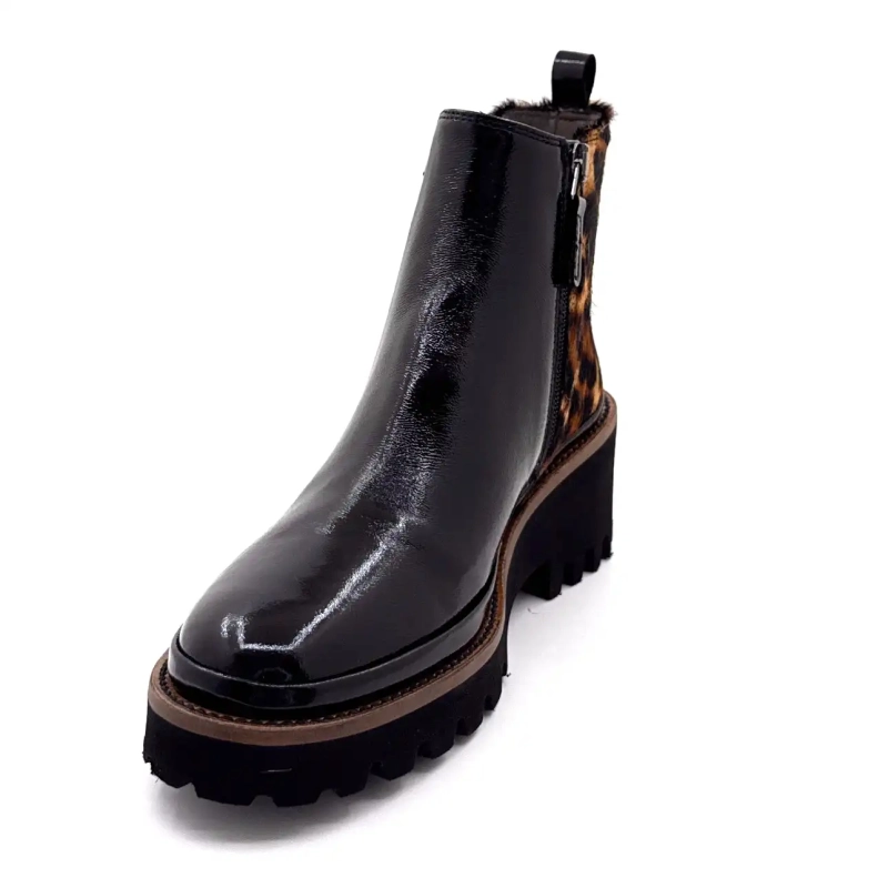 XSA 9829 Fekete és Oroszlán lakkbőr Ivoire Chaussures