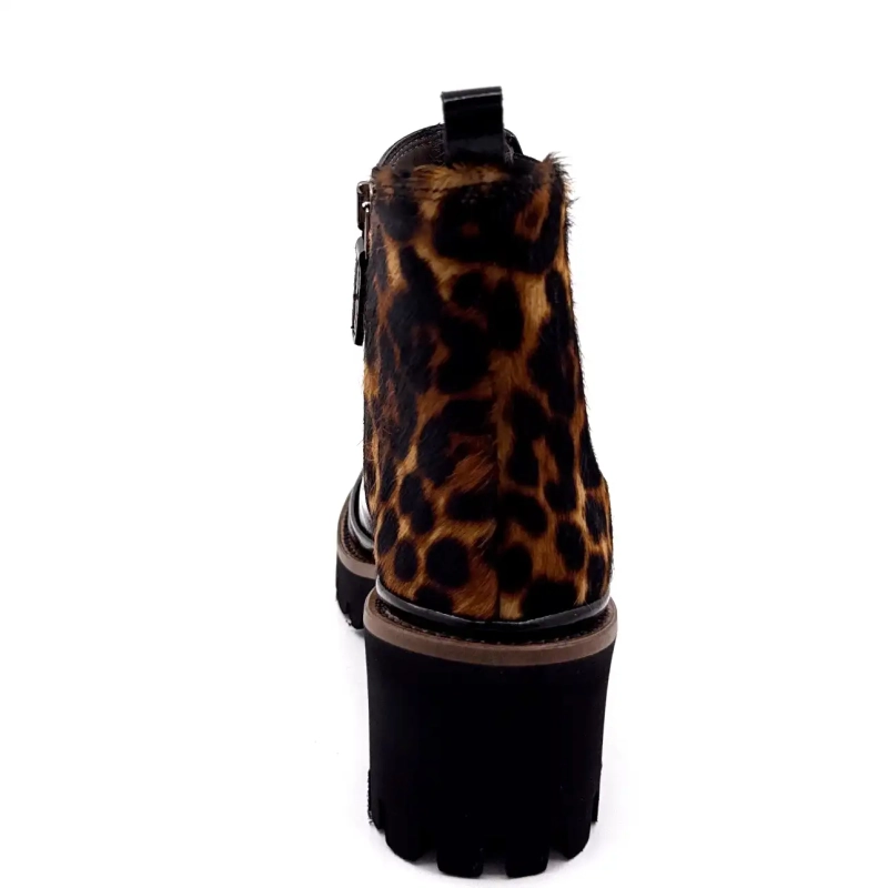 XSA 9829 Zwart & Leo lakleer Ivoire Chaussures