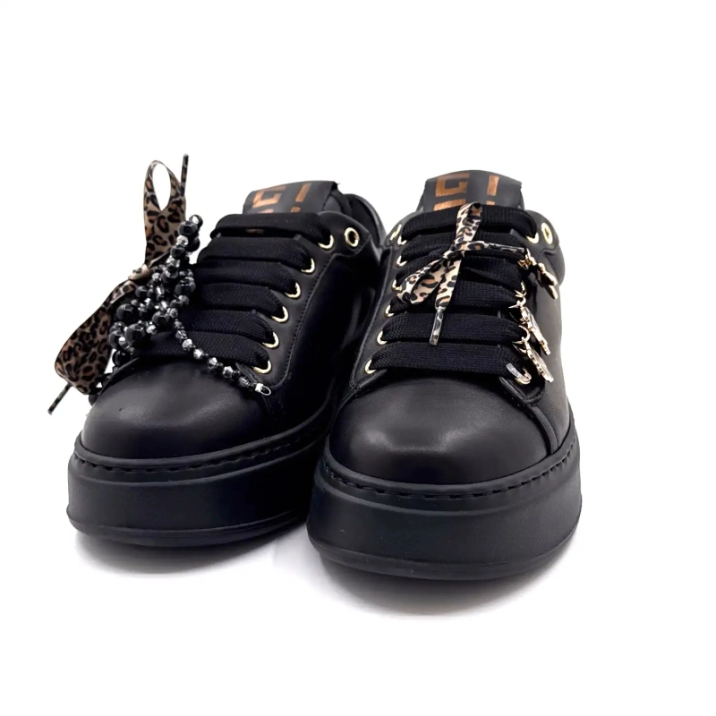 Gio+ Pia434a Zwart leer Zwarte parels Leo strik Ivoire Chaussures