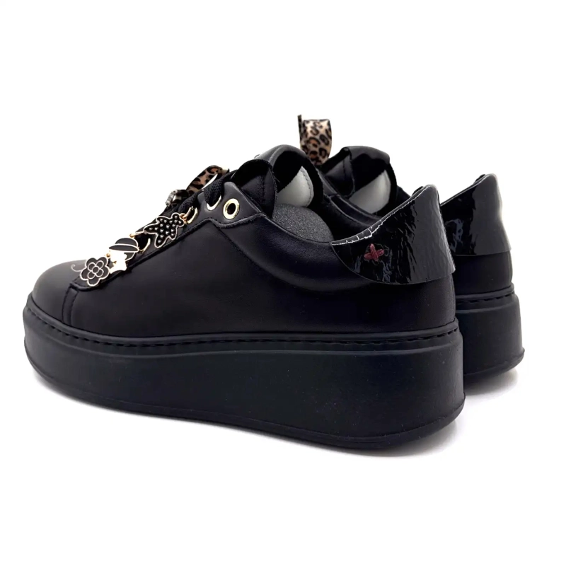 Gio+ Pia434a fekete bőr fekete gyöngyös leo masni Ivoire Chaussures