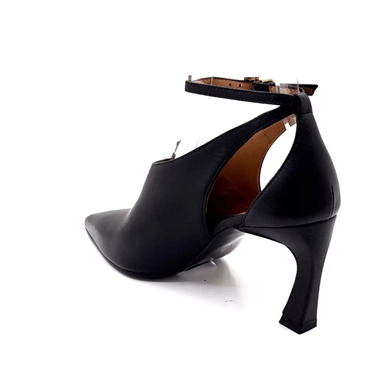 Ivoire P1532 Czarna skóra Ivoire Chaussures